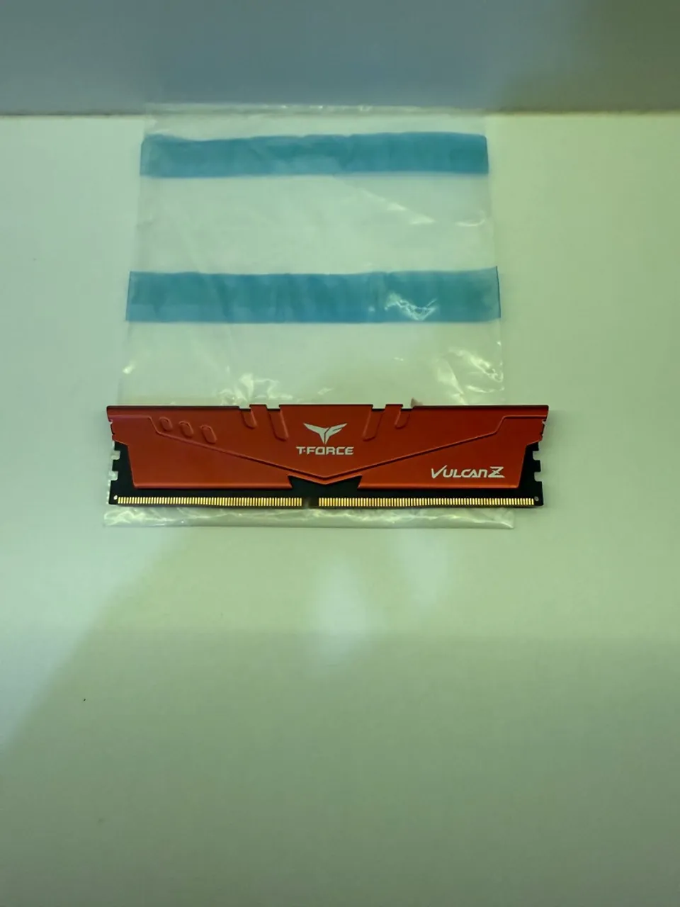 Memória RAM T-Force Vulcan Z