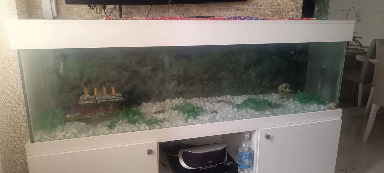 Aquário com móvel  - Foto 2