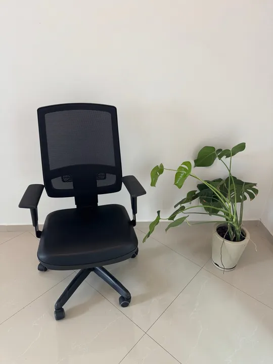 Cadeira de Escritório Giratória com Rodas Plaxmetal