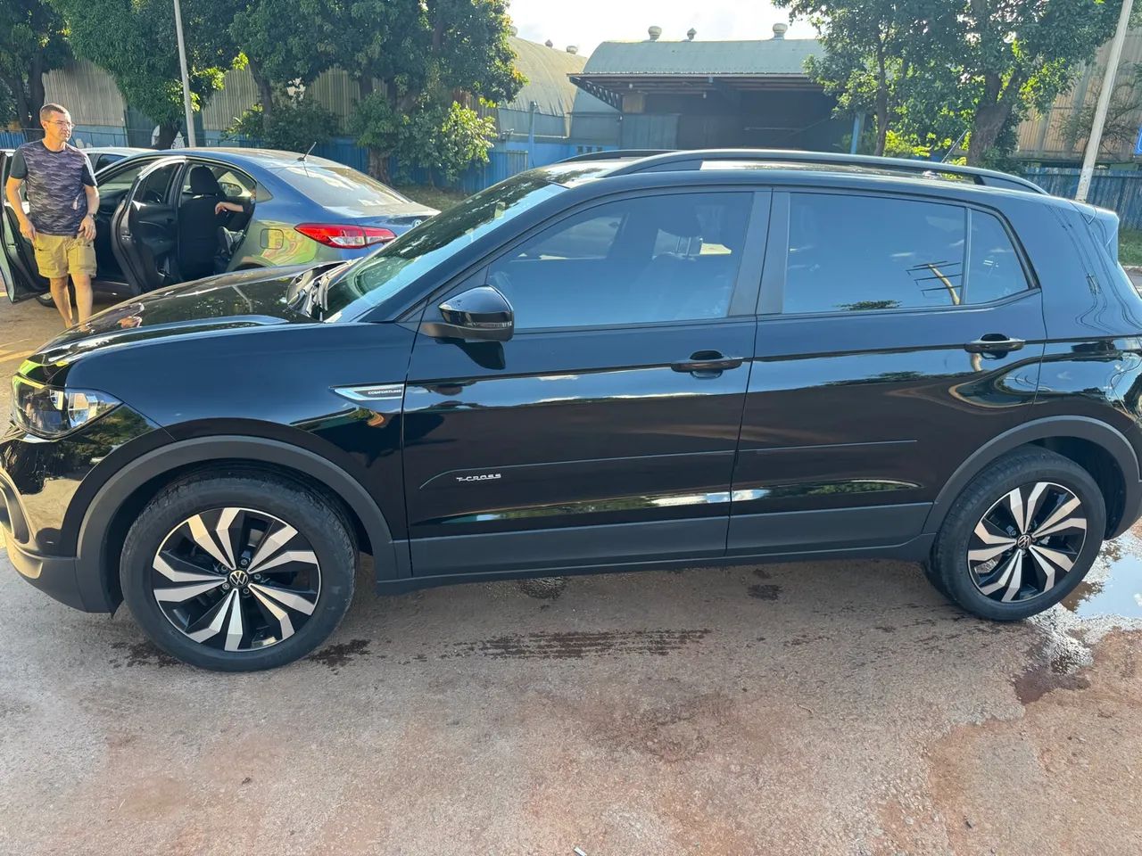 TCROSS Comfortline modelo 2023 - IPVA 2025 (3k) Pago  - Foto 5