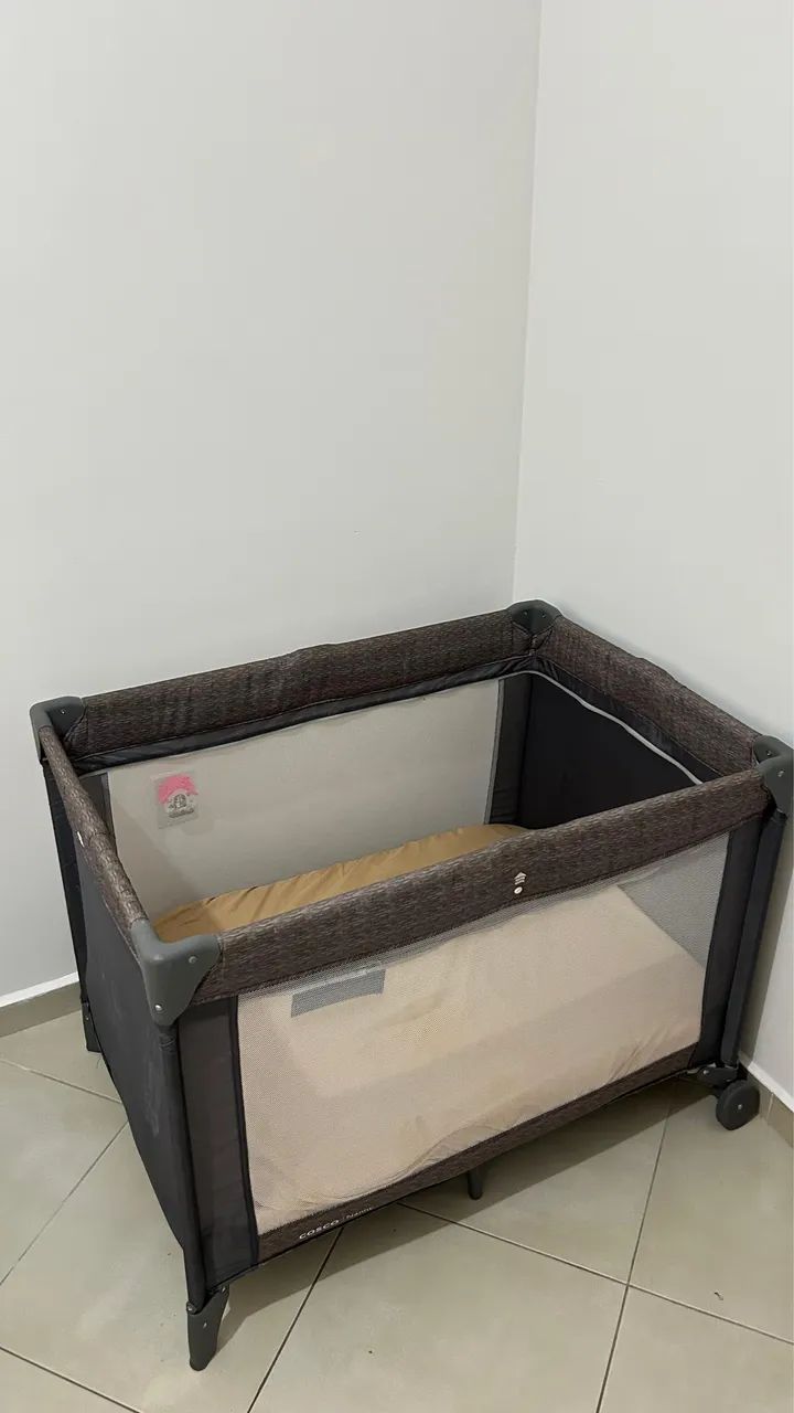 Berço portátil  COSCO  Acompanha colchão novo  - Foto 3