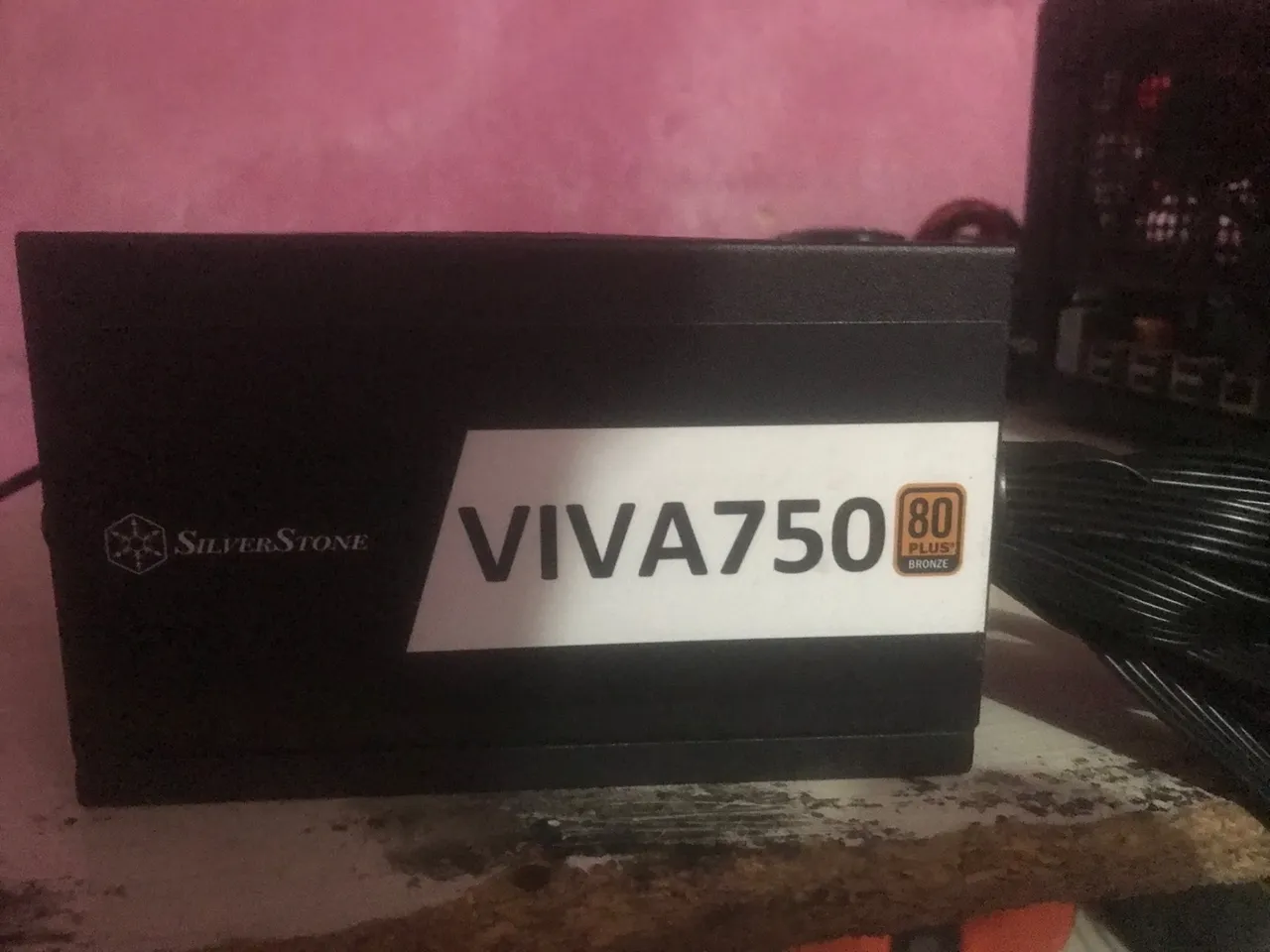 Fonte SilverStone VIVA 750W 80 Plus Bronze