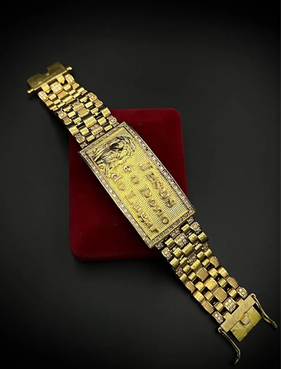 Bracelete Pulseira masculina  com Detalhes Religiosos