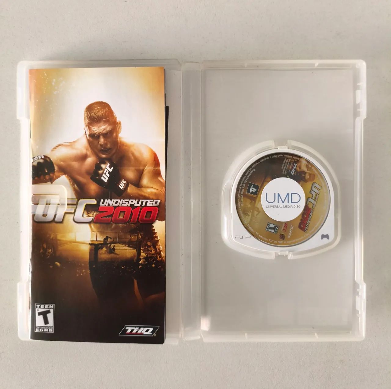 Jogo UFC 2010 original para PSP - Foto 2