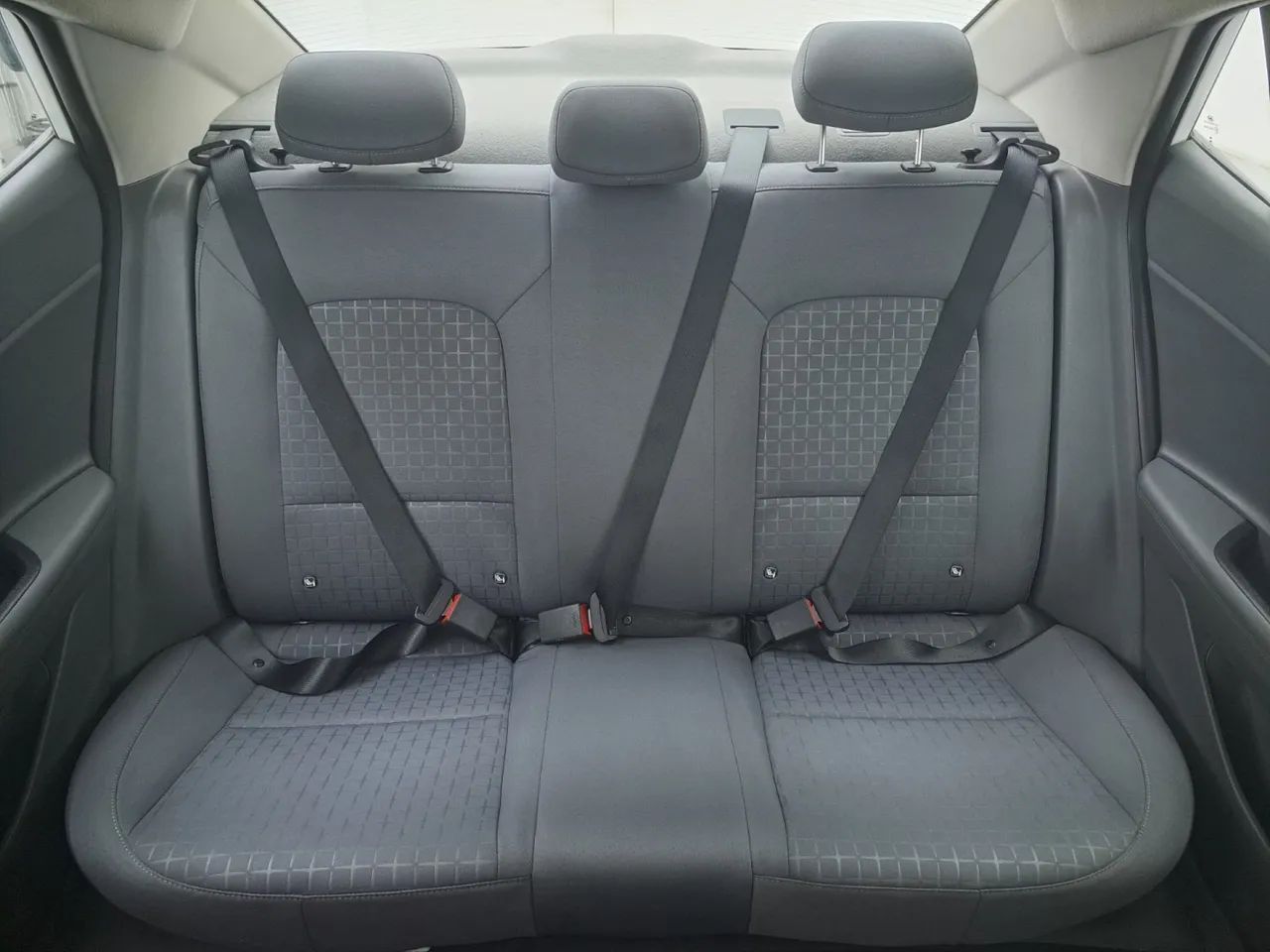 Hyundai HB20S Comfort 1.0 Flex 12V Mec., foto 18 de 18