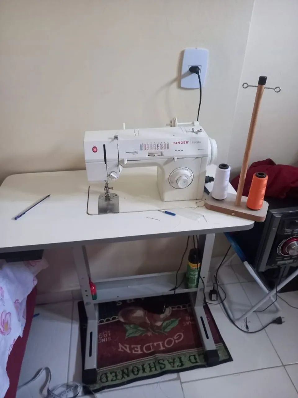 Máquina Reta Facilitar Singer64285943785475120