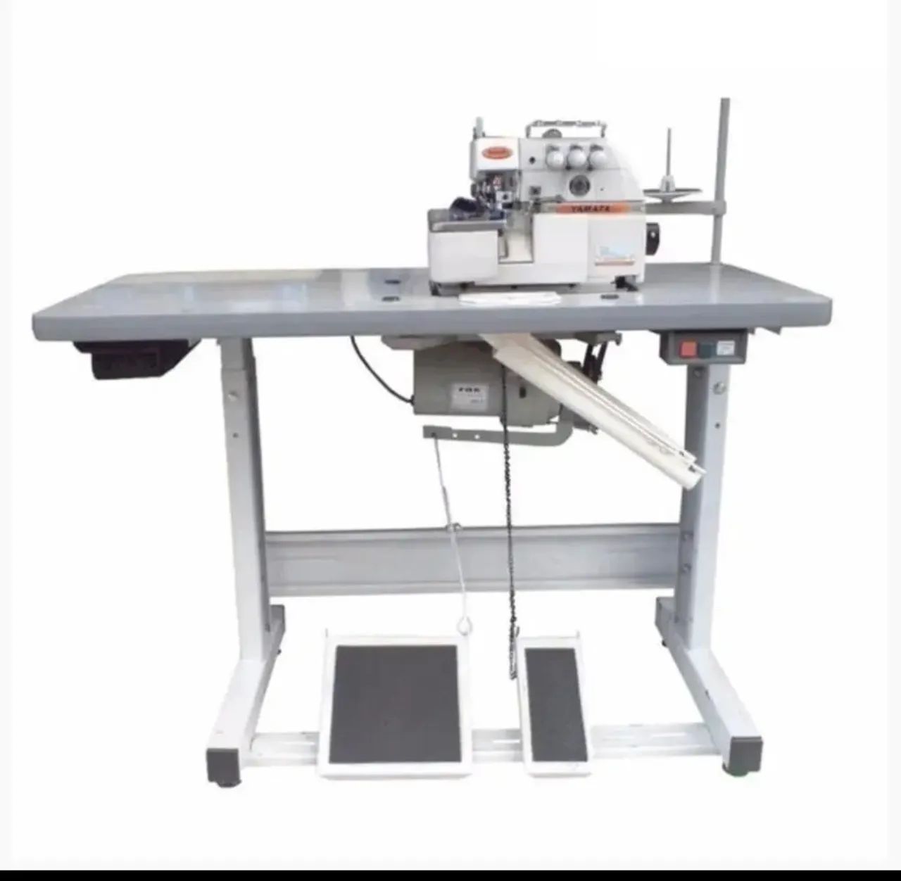 Maquina de Costura Overloque Yamata FY33 - Foto 5
