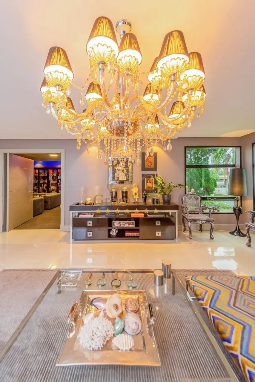 Campo Comprido, casa em condomínio , 832m² de área privativa, 4 suítes, piso aquecido, 6 v