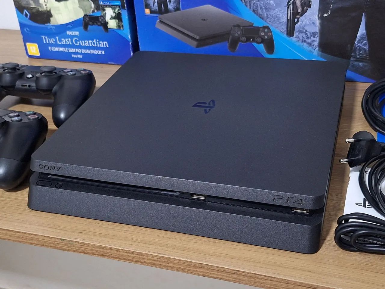 Playstation 4 slim - Foto 2