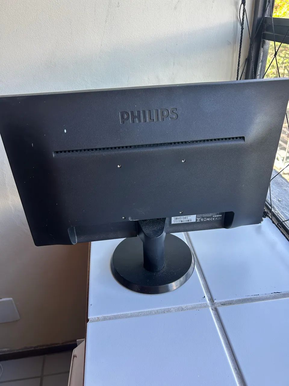 Monitor Philips LED 18,5 polegadas - HDMI/VGA - Modelo 193V5LHSB2  - Foto 3
