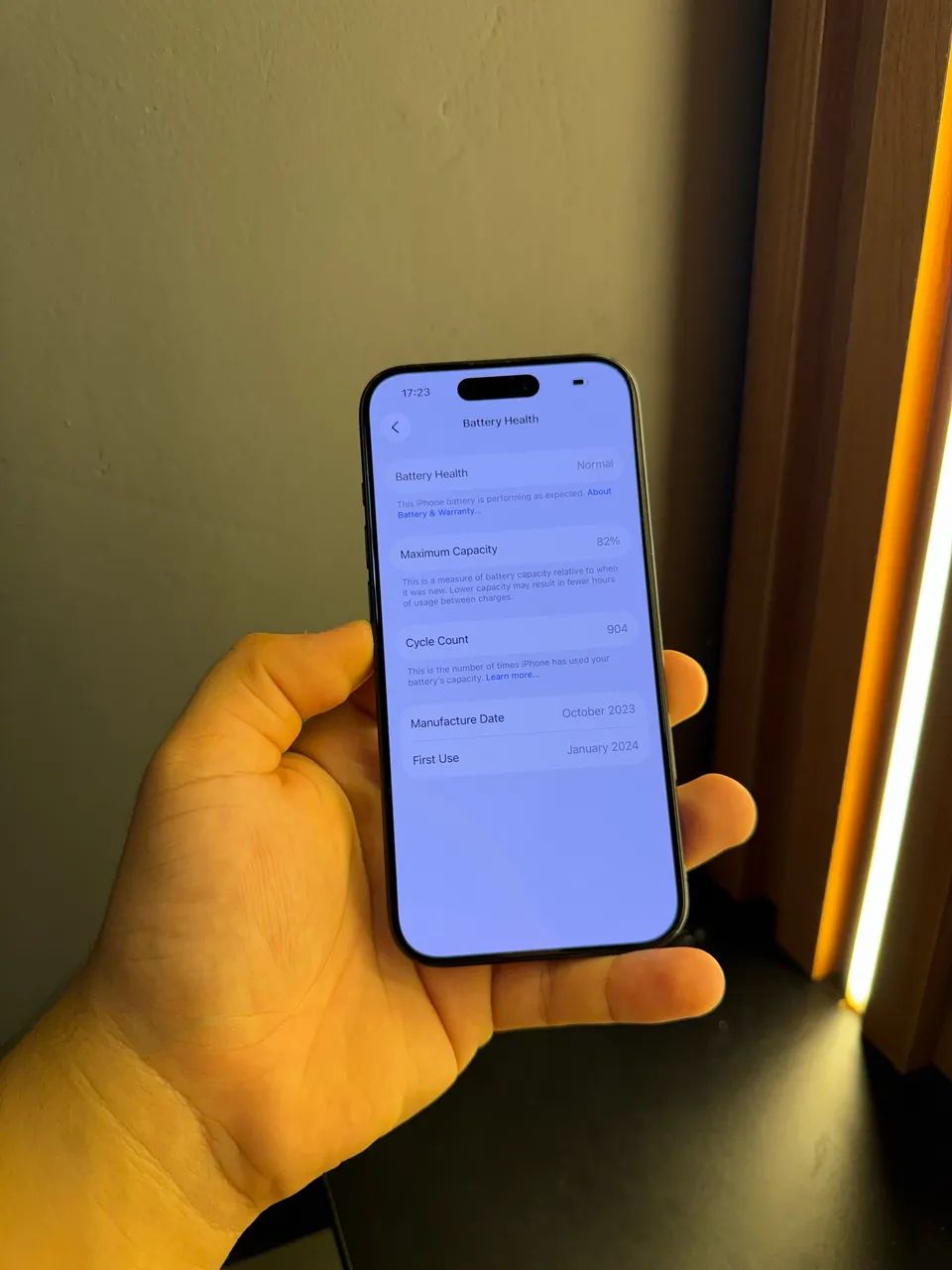 IPHONE 15 PRO 256GB ESTADO DE NOVO - Foto 2
