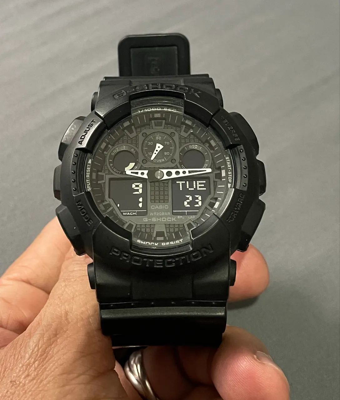 Relógio Casio G-shock GA-100
