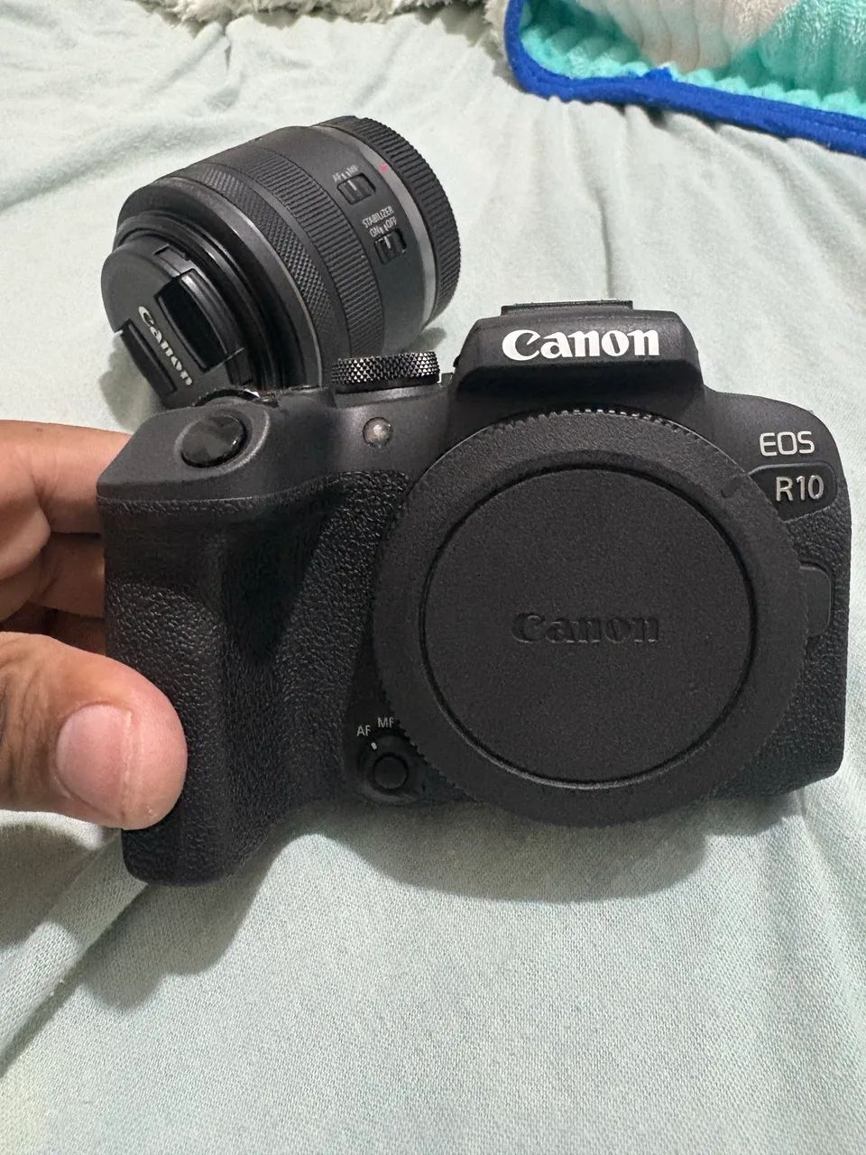 ? Canon EOS R10 + RF 18-45mm + RF 35mm f/1.8