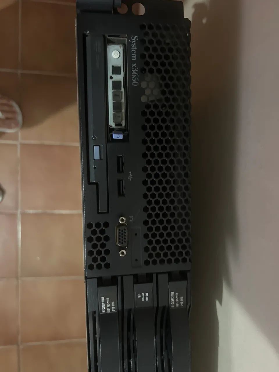 Vendo ou troco servidor IBM SYSTEM  X3650 M1 - Foto 5