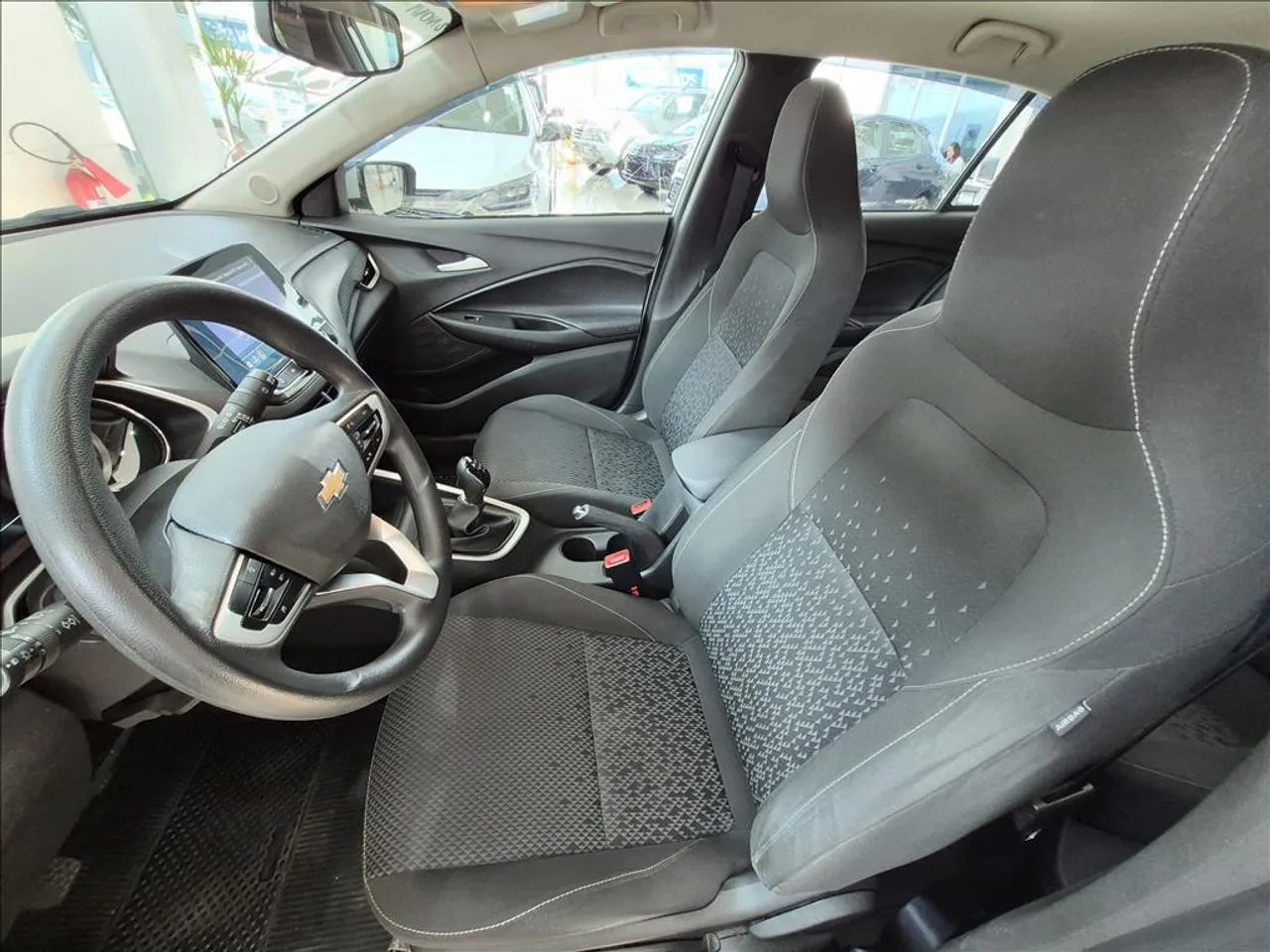 Chevrolet Onix Hatch LTZ 1.0 12V TB Flex Mec. 4P, foto 10 de 17