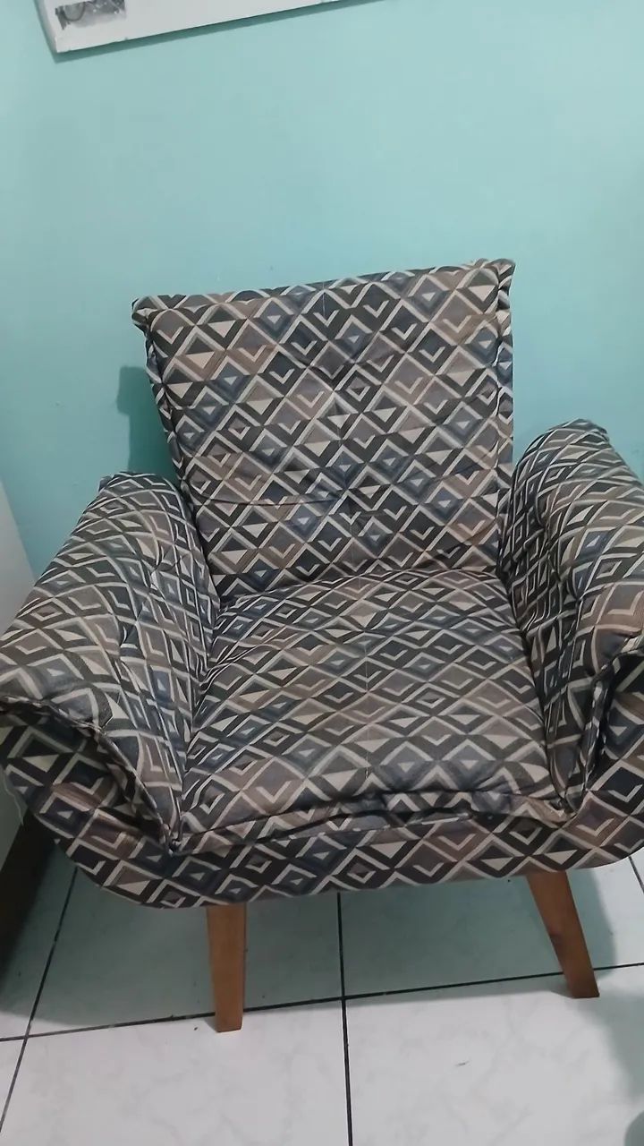 Vende-se poltrona