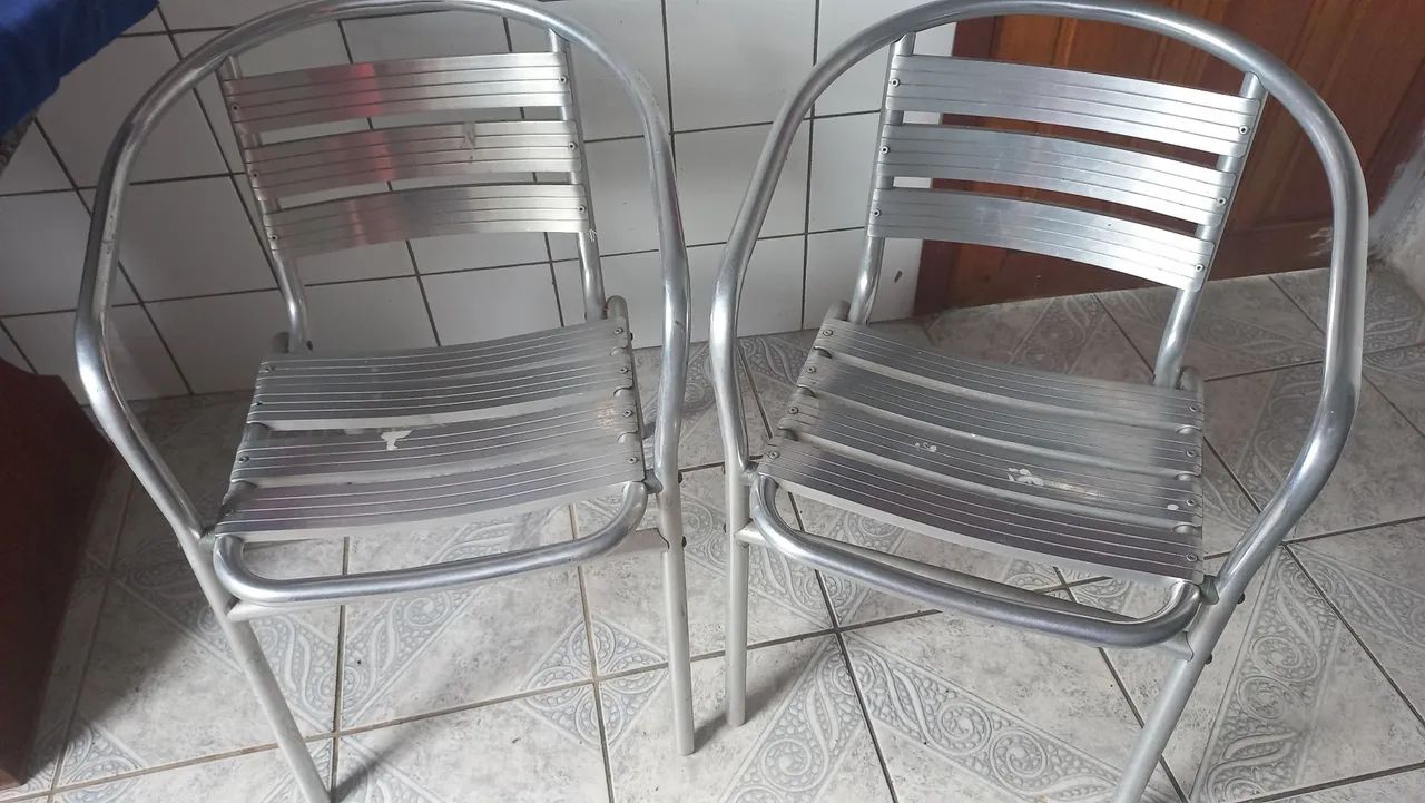 Cadeiras de aluminio