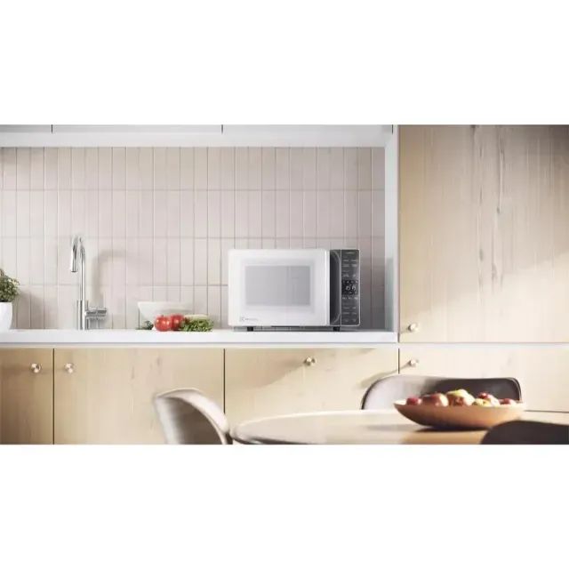Micro-ondas Electrolux 23L Branco (ME23B) NOVO LACRADO - Foto 4