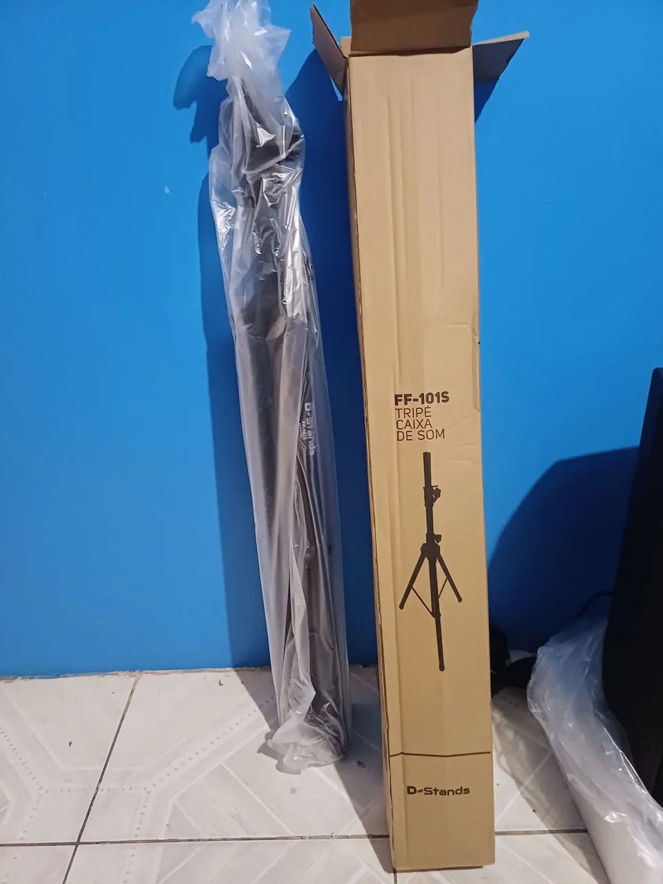 Tripé p caixa de som e microfone MJ - Foto 4