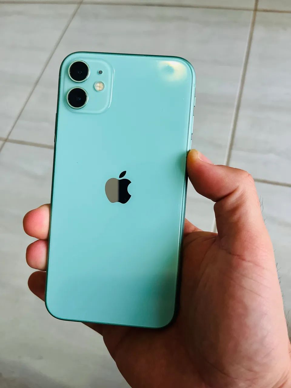 iPhone 11 Verde 128GB - Muito Conservado