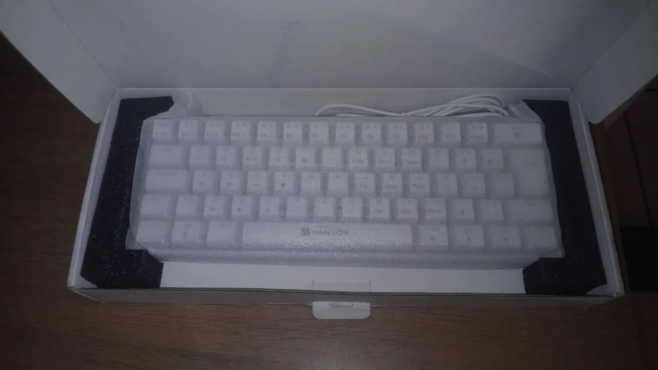 Teclado Mecânico Gamer 60% Rgb Switch Blue - Foto 2