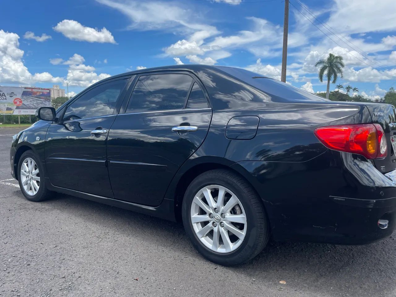 Toyota Corolla Altis 2.0 Flex 16V Aut. 2011 - Foto 3