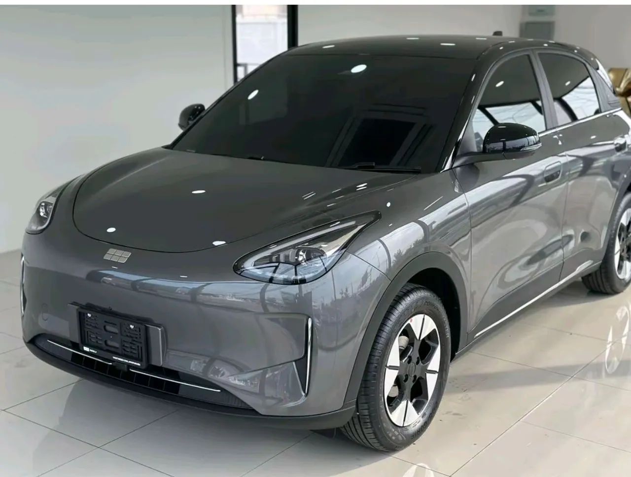 Geely EX2 Pro 2027 - Foto 3