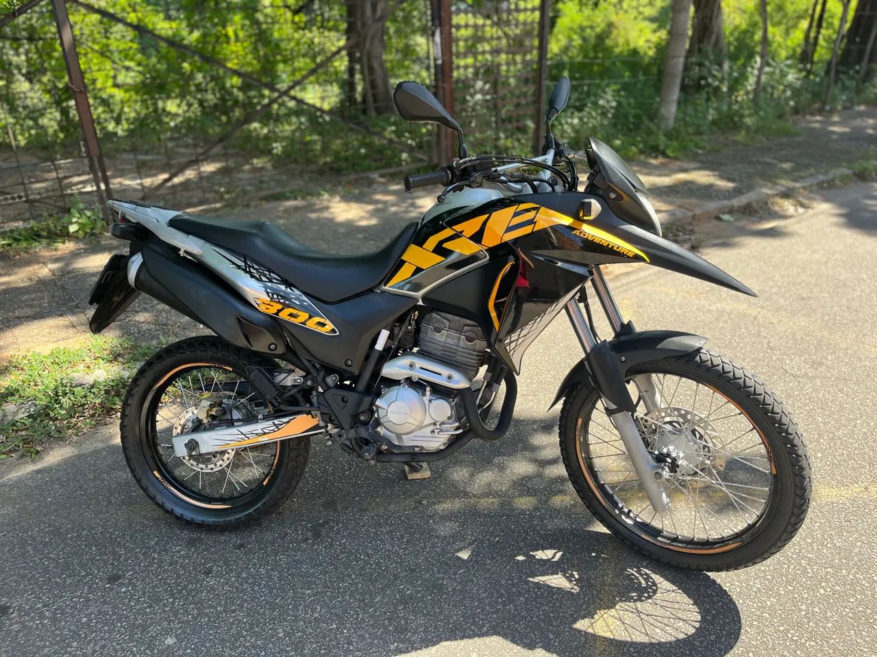 XRE 300 2017 ADVENTURE  - Foto 3