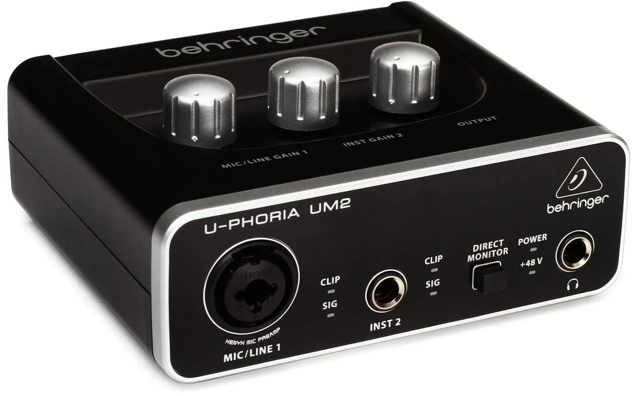Interface de Áudio Behringer U-PHORIA UM2