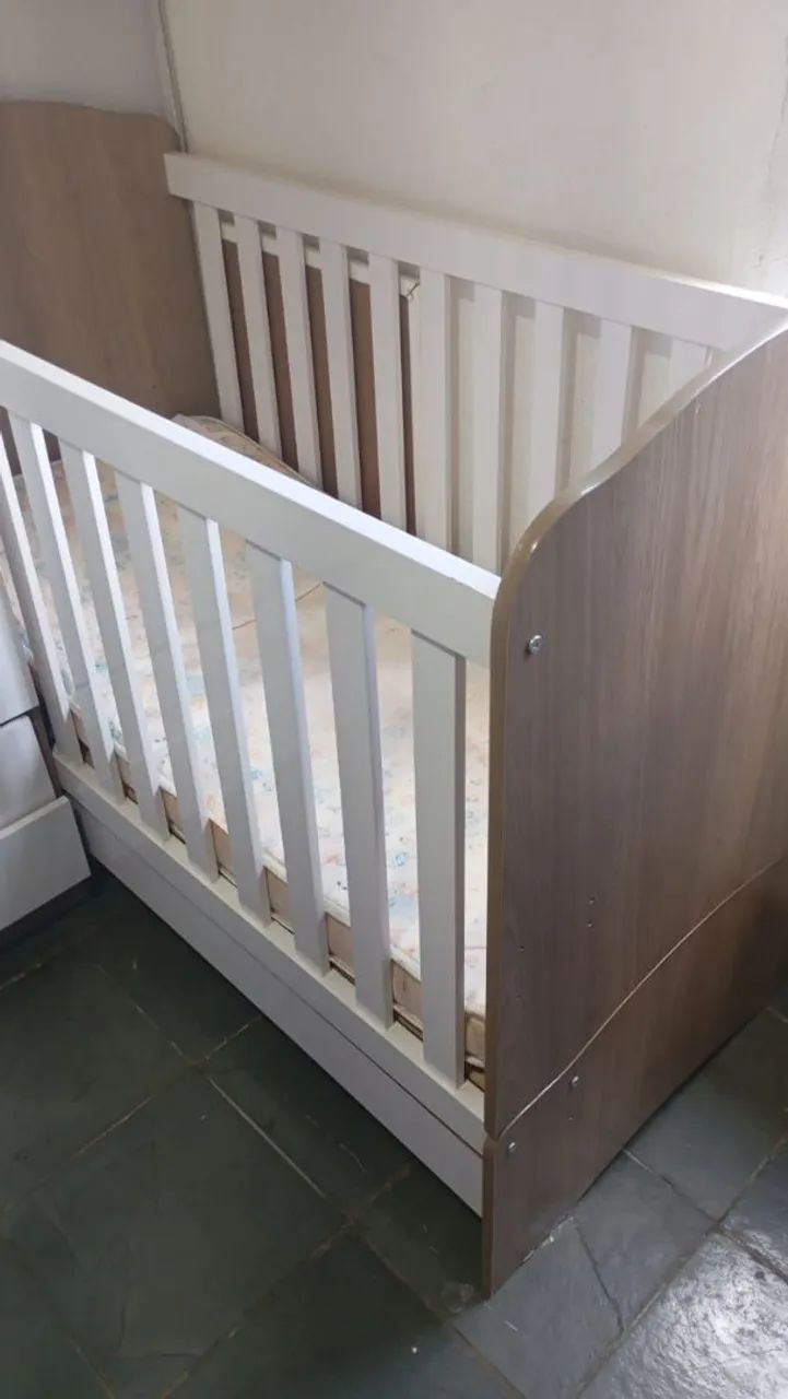 Berço 2 alturas vira cama - usado. OTIMO ESTADO