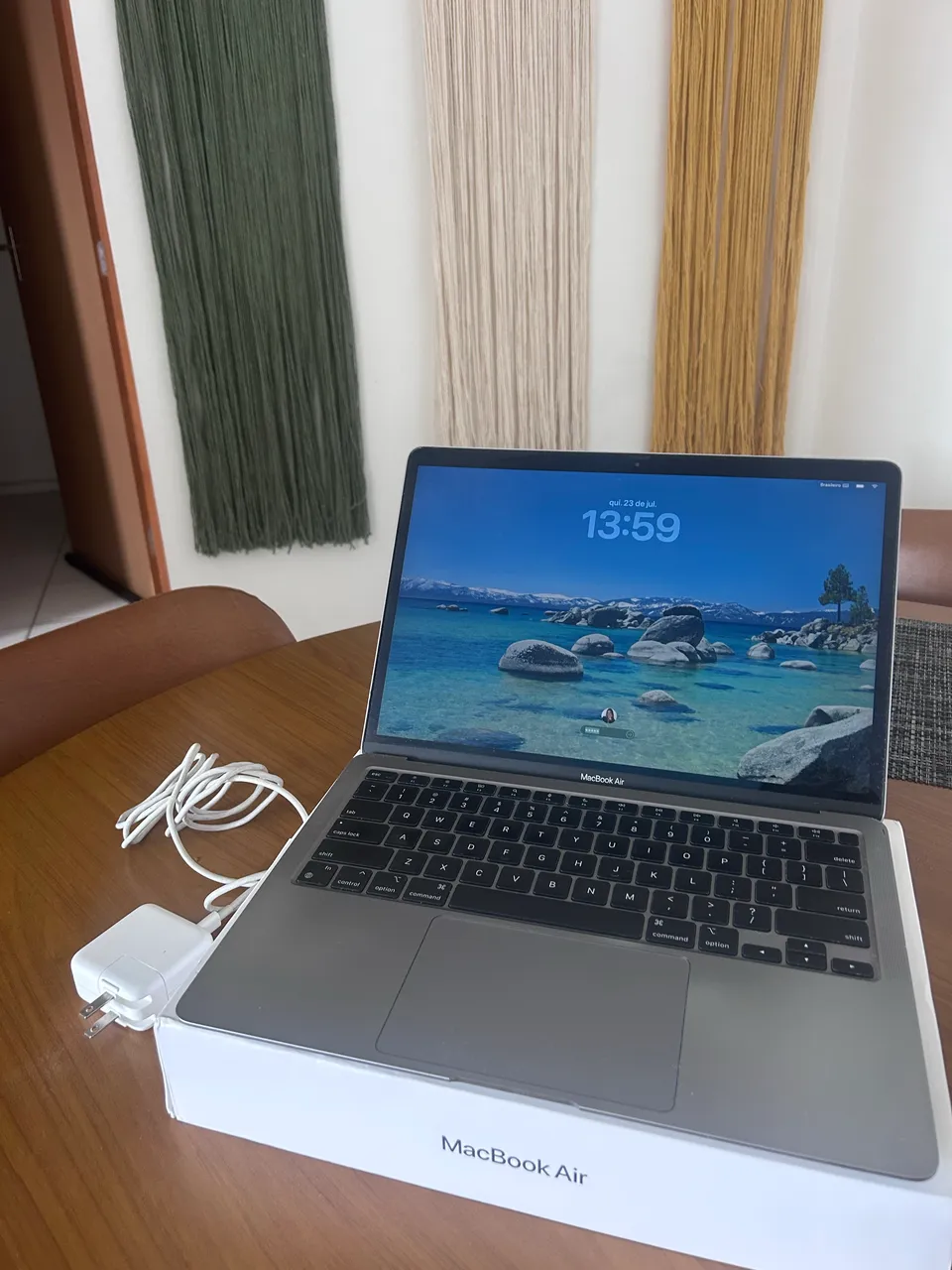 macbook pro processador i7 ano 2019 com tuch bar com 320 clicos