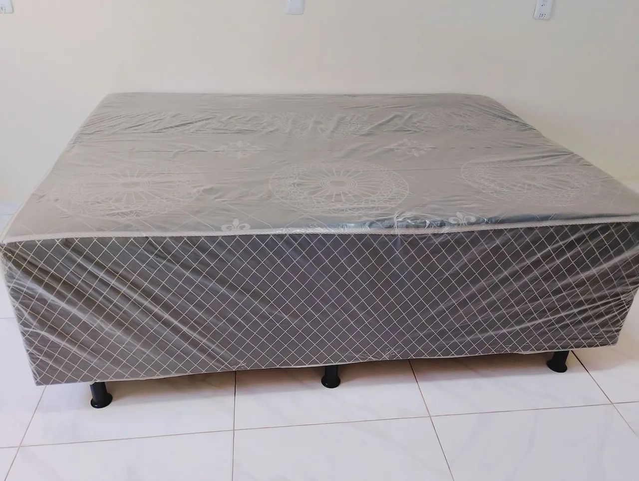 Cama box casal novas - Foto 4