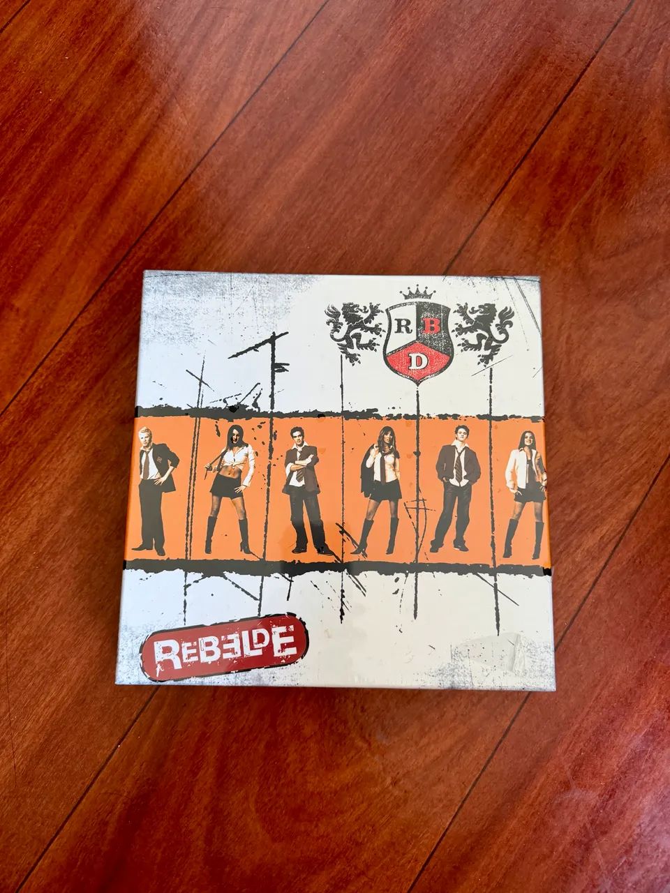 [LACRADO] Fan Box RBD: Rebelde - Foto 2