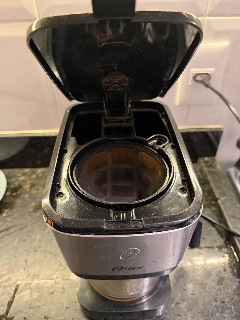 Cafeteira oster compacta inox - Foto 4