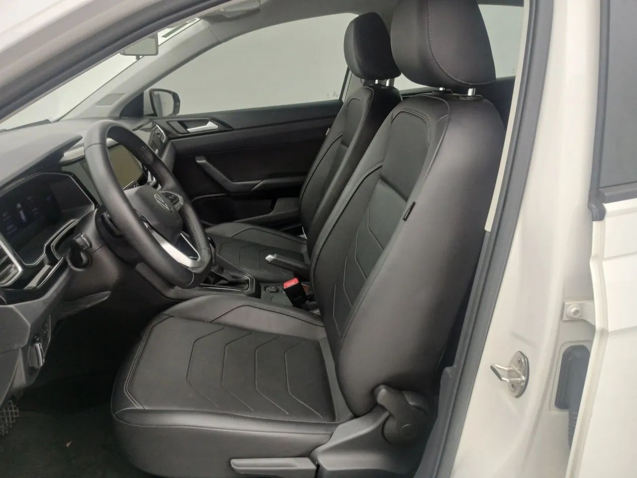 Volkswagen Virtus Comfort. 200 TSI 1.0 Flex 12V Aut, foto 16 de 18