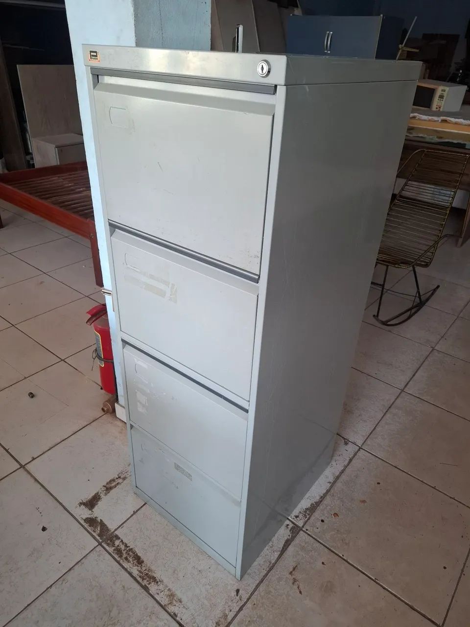 Arquivo 4 gavetas ( conservado) - Foto 2