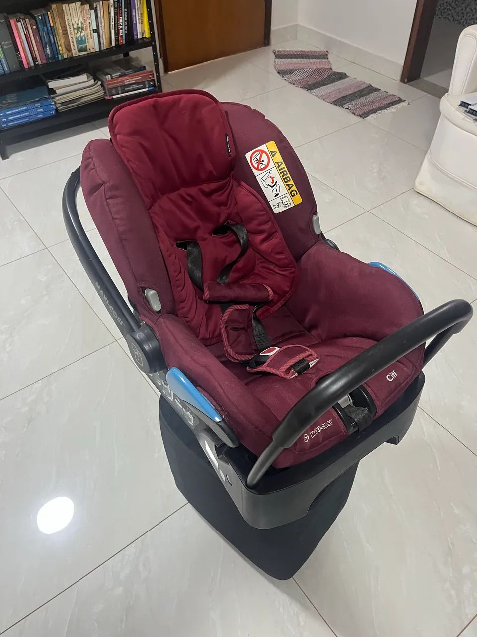 Vendo bebê conforto Maxi Cosi Citi - Foto 4
