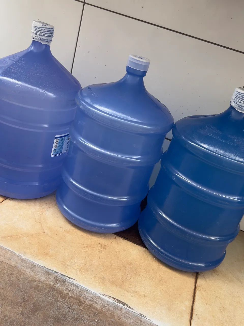 4 Galões de Água 20L Vazios - Bom Estado - Foto 3