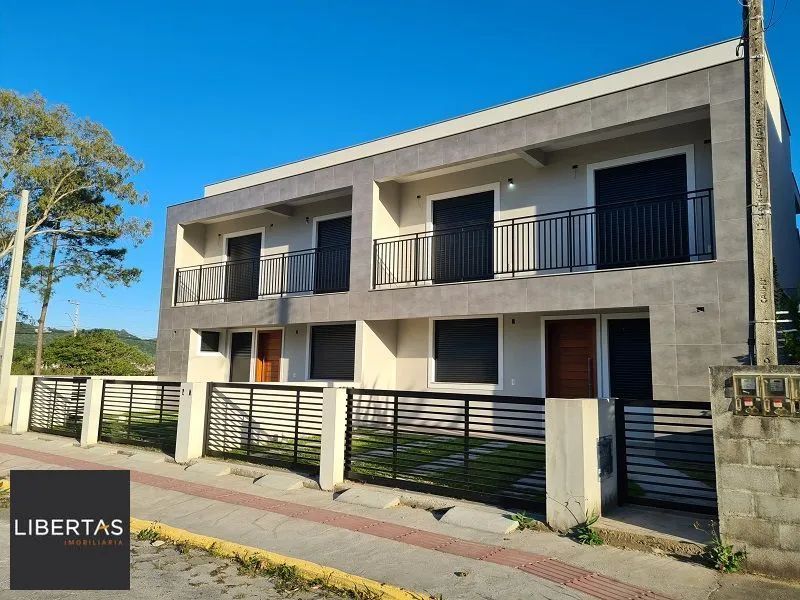 Sobrado 3 dormitórios para alugar Centro Garopaba/SC - Foto 2