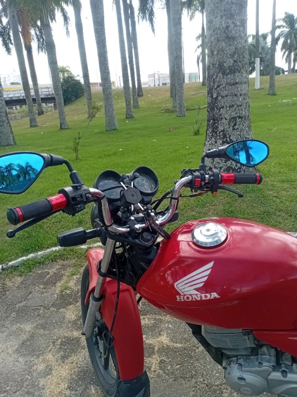 Titan es - Foto 2