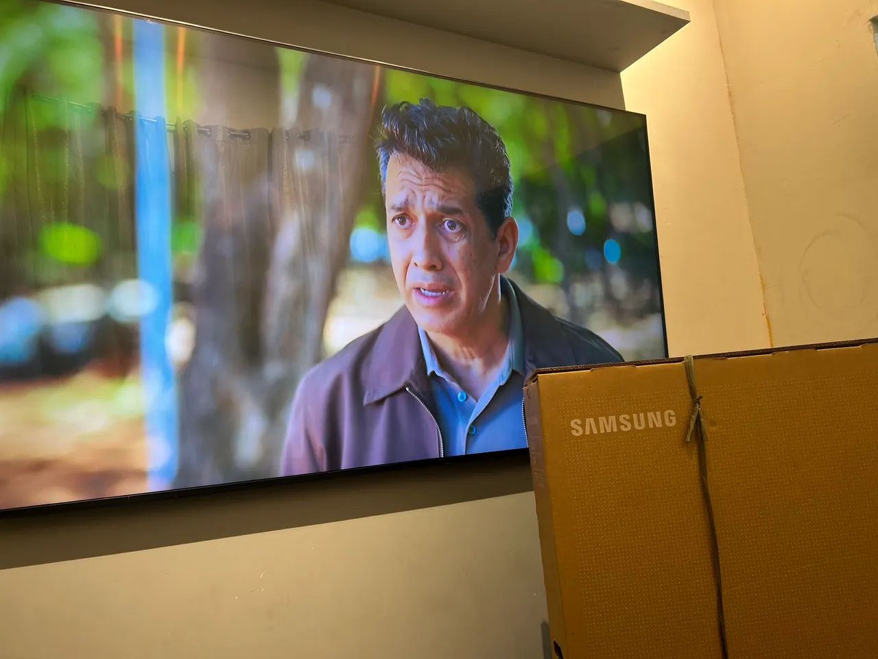 TV Samsung 75 polegadas  - Foto 2