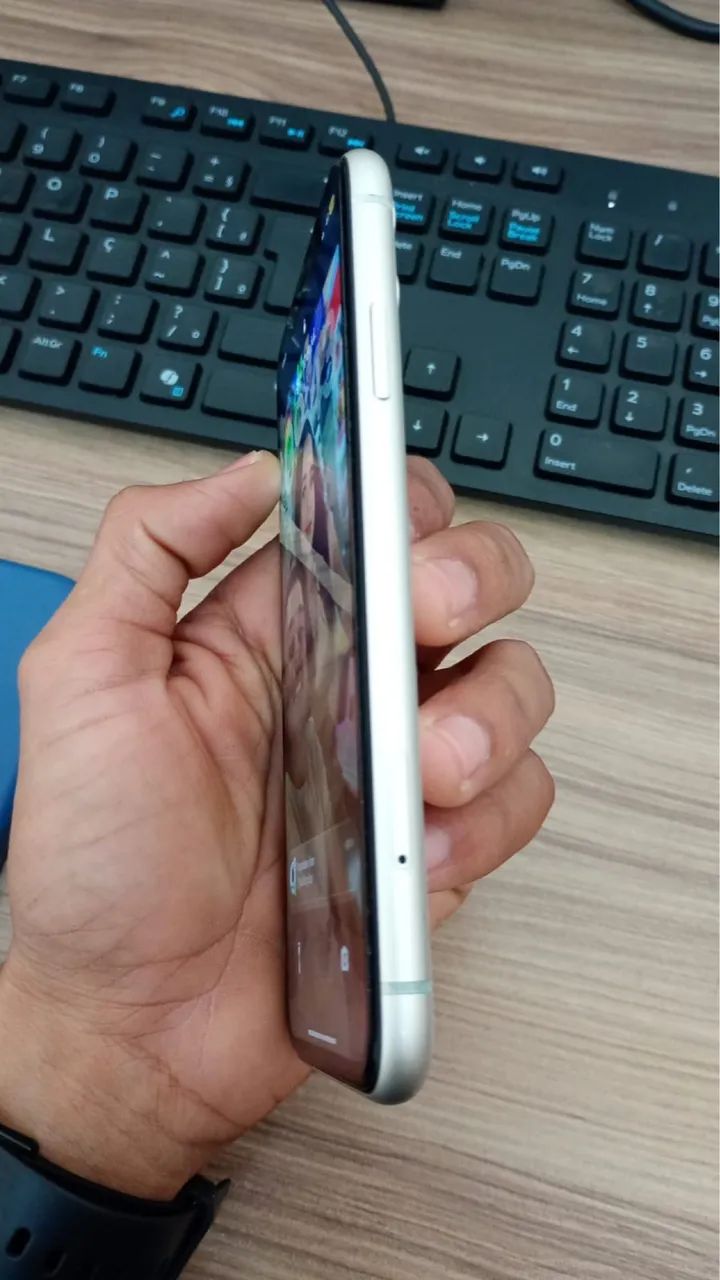 iPhone 11  - Foto 4