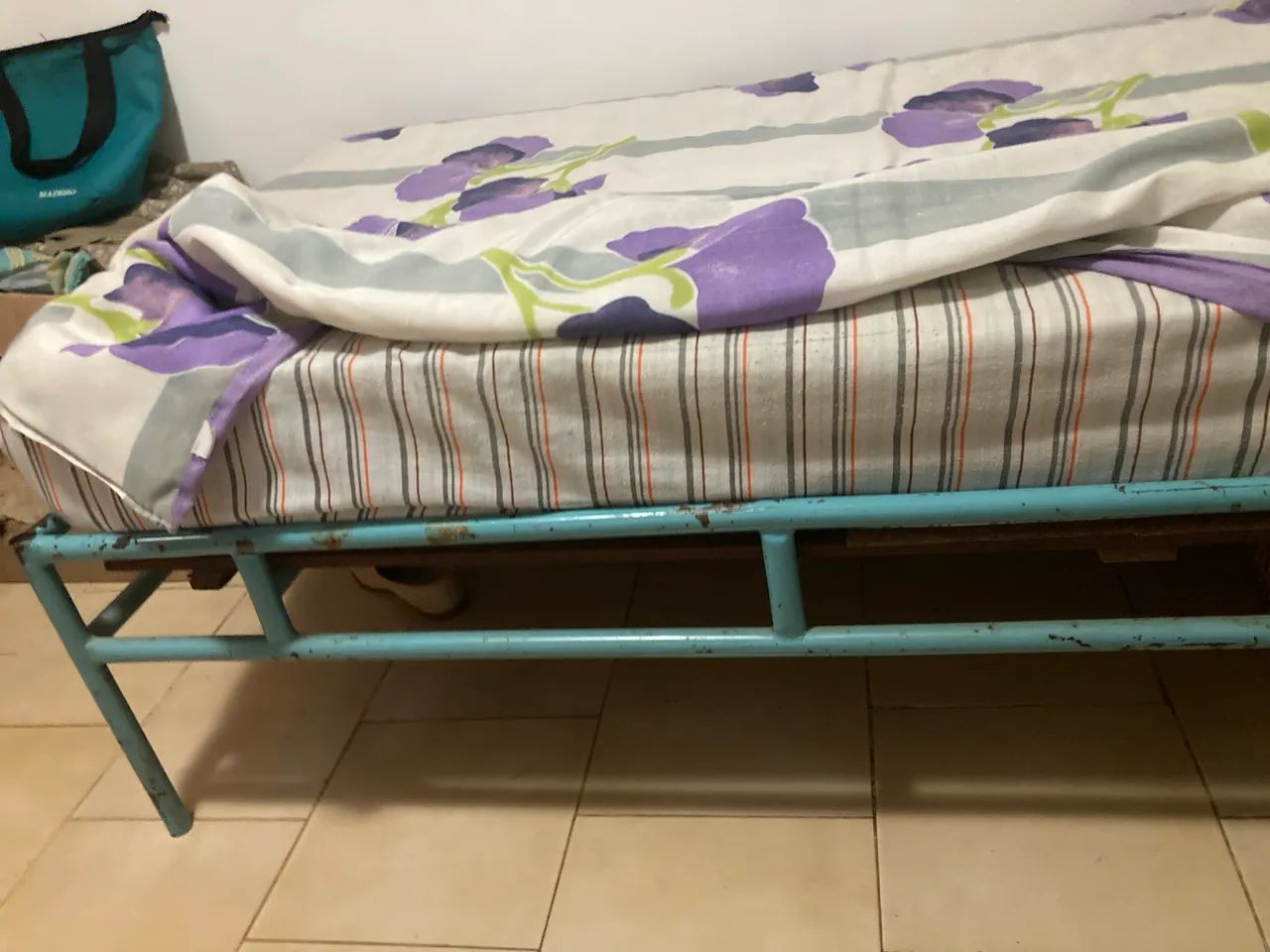 Cama de ferro solteiro  - Foto 2