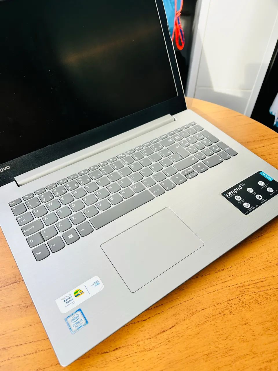 Notebook Lenovo Ideapad 330 i3 4GB 256 GB - Estado de Novo (Sem