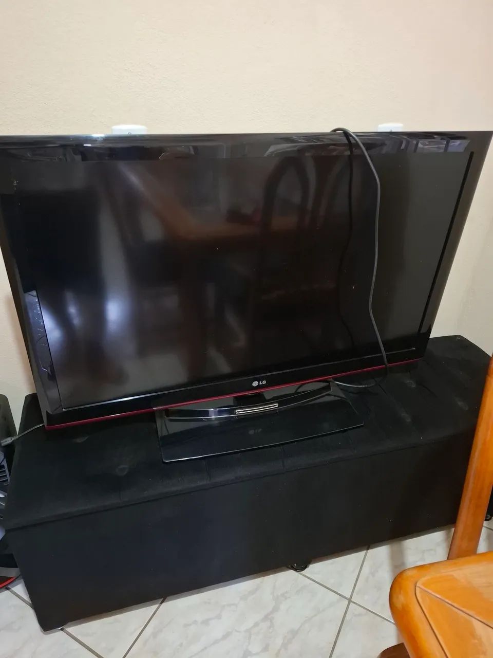 Vendo um tv42 polegadas obs: ela com tres listas na tela  - Foto 4
