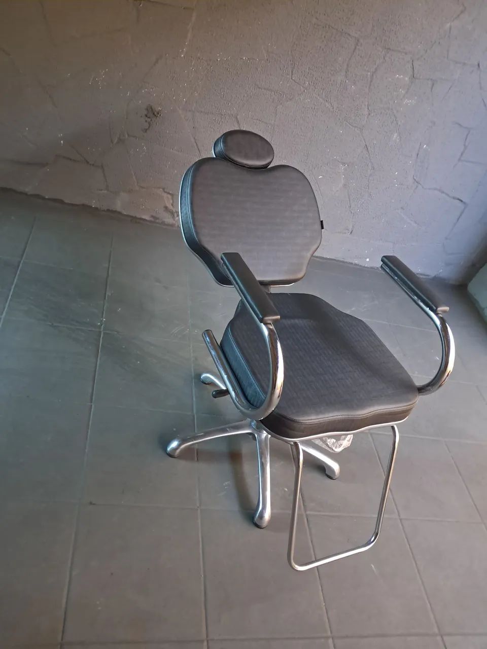Cadeira de cabeleireira/Design de sobrancelha 