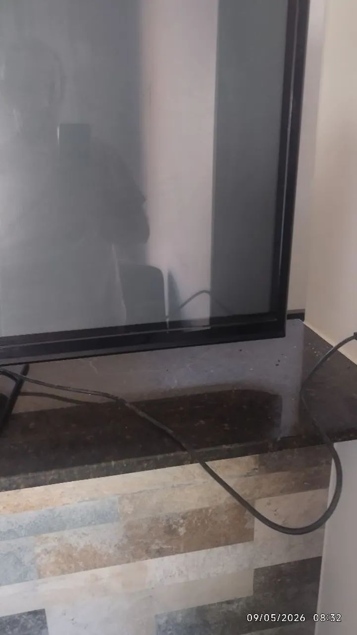 Tv LG 60 polegadas não é smart, em perfeito estado, com controle e cabo. - Foto 5