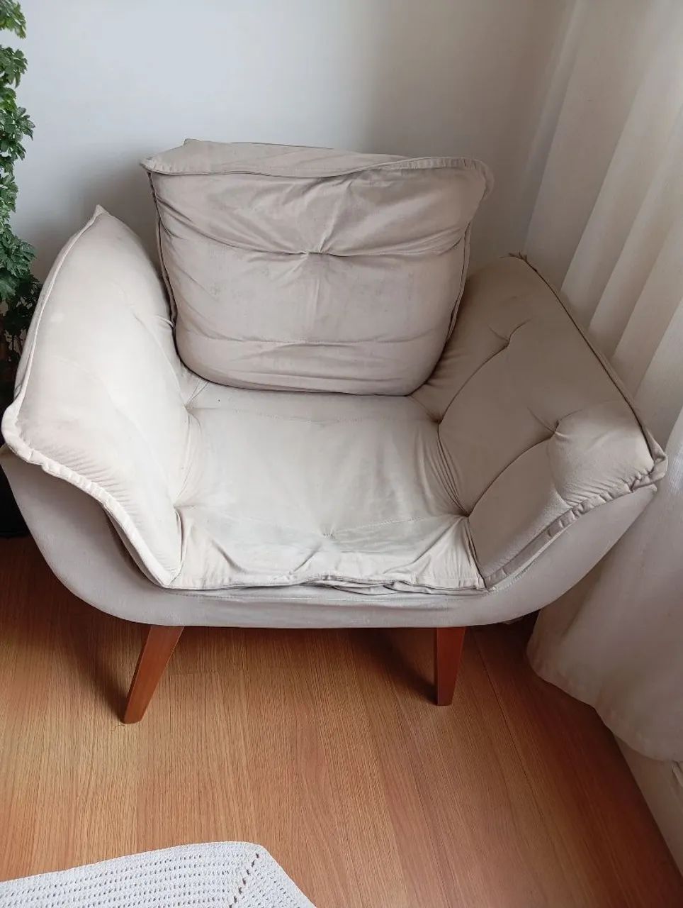 Poltronas tecido Suede 