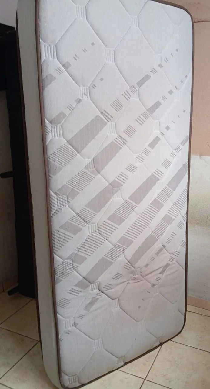 Cama box de solteiro 