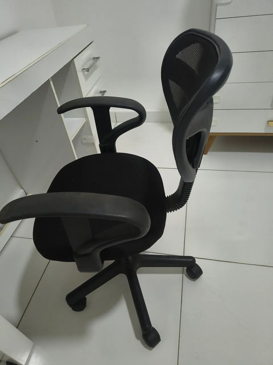 Escrivaninha com cadeira de escritório  - Foto 5